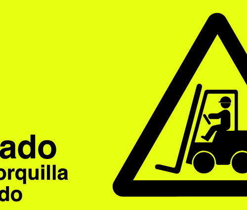 Cuidado Grúa Horquilla Operando